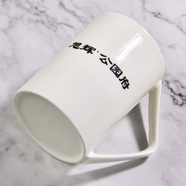 厂家批发定制骨质瓷广告杯 55世纪
办公马克咖啡杯 
