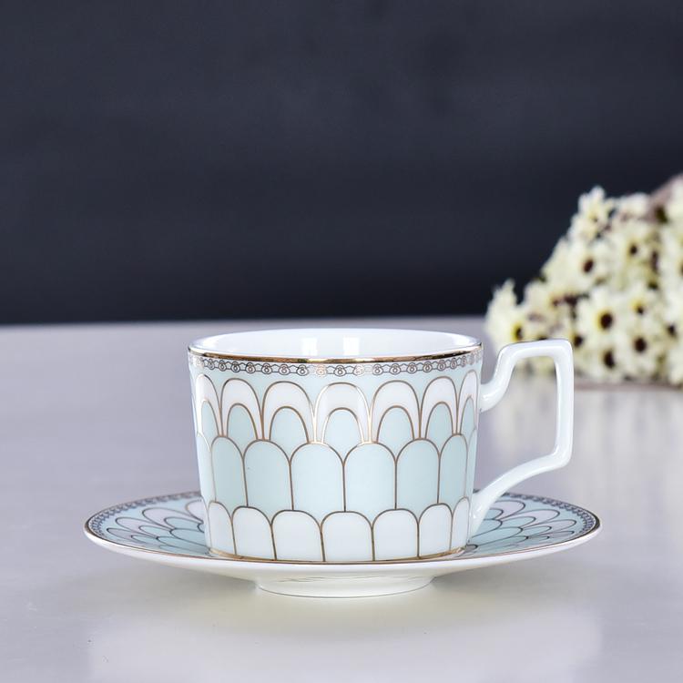 淡蓝色调55世纪
咖啡杯碟
